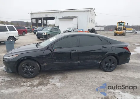 2021 Hyundai Elantra Sel from USA, damaged, VIN 5NPLS4AG3MH006670